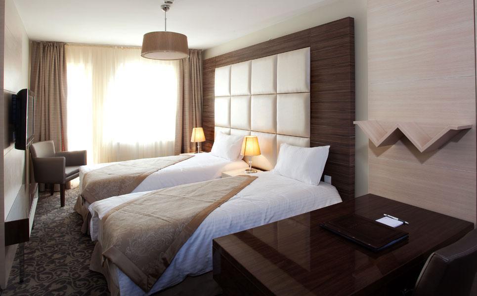 Derpa Hotel Istanbul Exteriör bild